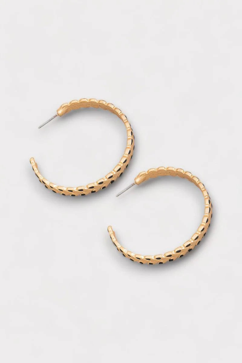 Coated Leaf Accent Metallic Chevron Hoop Earrings